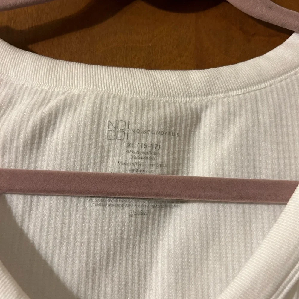 No Boundaries Seamless Long Sleeve V-Neck Top